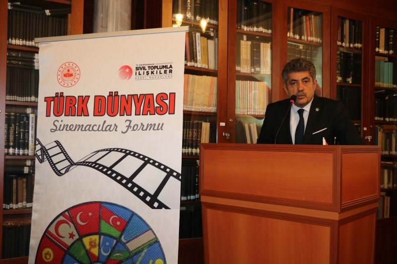 TÜRK DÜNYASI SİNEMACILAR FORUMU İSTANBUL ÜNİVERSİTESİ TÜRKİYAT ARAŞTIRMALARI ENSTİTÜSÜNDE GERÇEKLEŞTİRİLDİ
