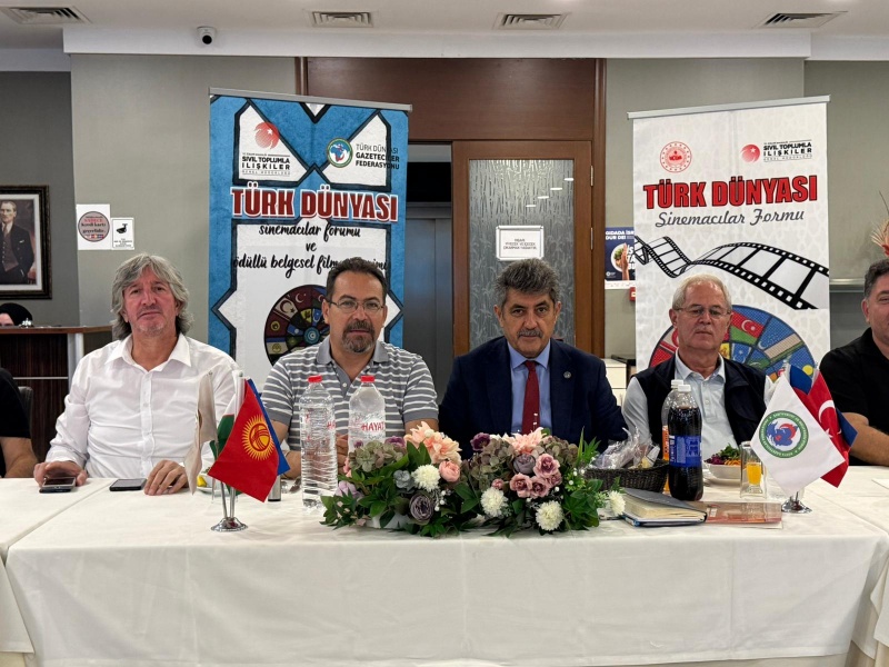 TÜRK DÜNYASI SİNEMACILARI İSTANBUL’DA BULUŞTU